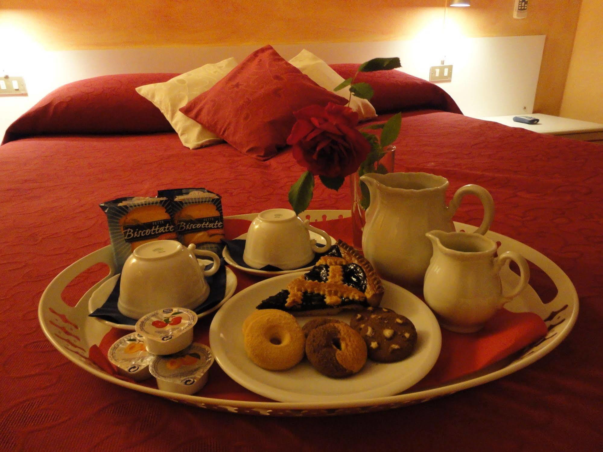 Albergo La Pieve Castelfiorentino Exteriör bild