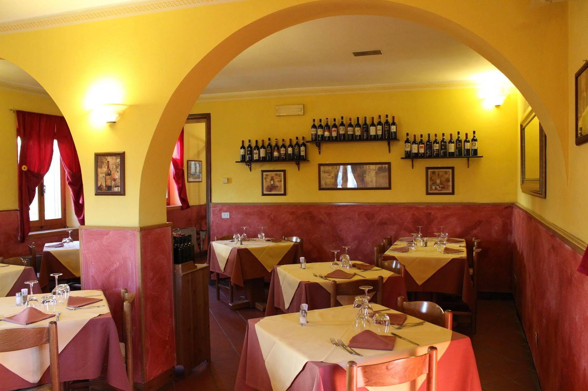 Albergo La Pieve Castelfiorentino Exteriör bild